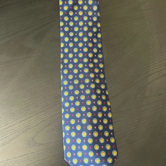 Gianni Versace Silk Tie – Vintage Medusa Print, Made in Italy - Picture 2 of 5